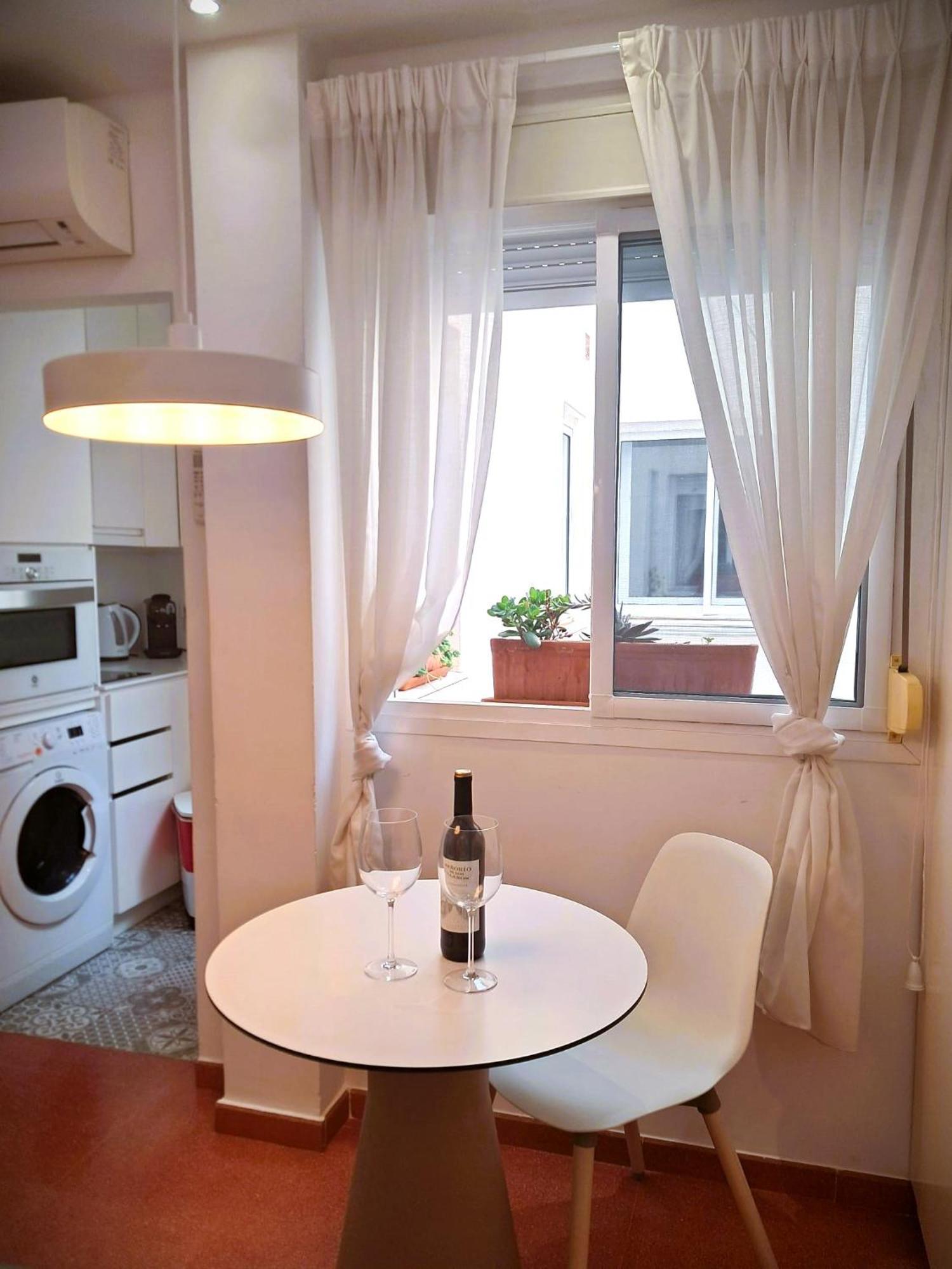 Old Town, City Center Apartment Premium With Parking Málaga Exteriör bild
